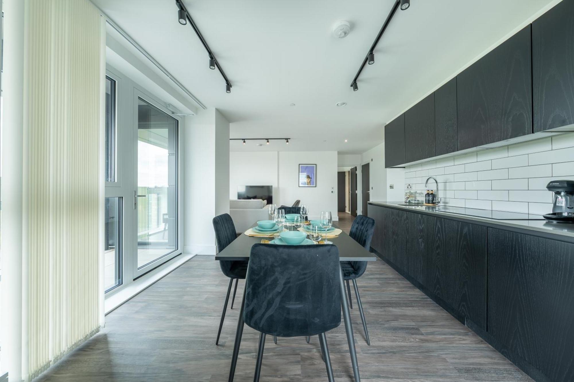 Mitre Punks By Artsy Londra